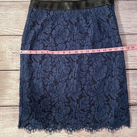 NWT | Brixon Ivy | Cyndi Lace Pencil Skirt | Blue | Size M - Picture 3 of 8